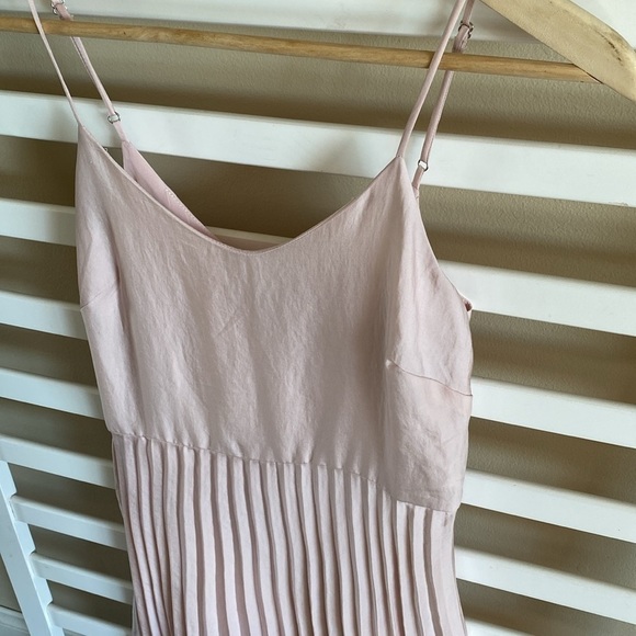 Rachel Roy Soft Pink Satin Accordion-Pleated Cami Midi Dress Size XS - Picture 3 of 16